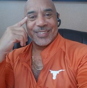 Meet your Posher, Ovadya